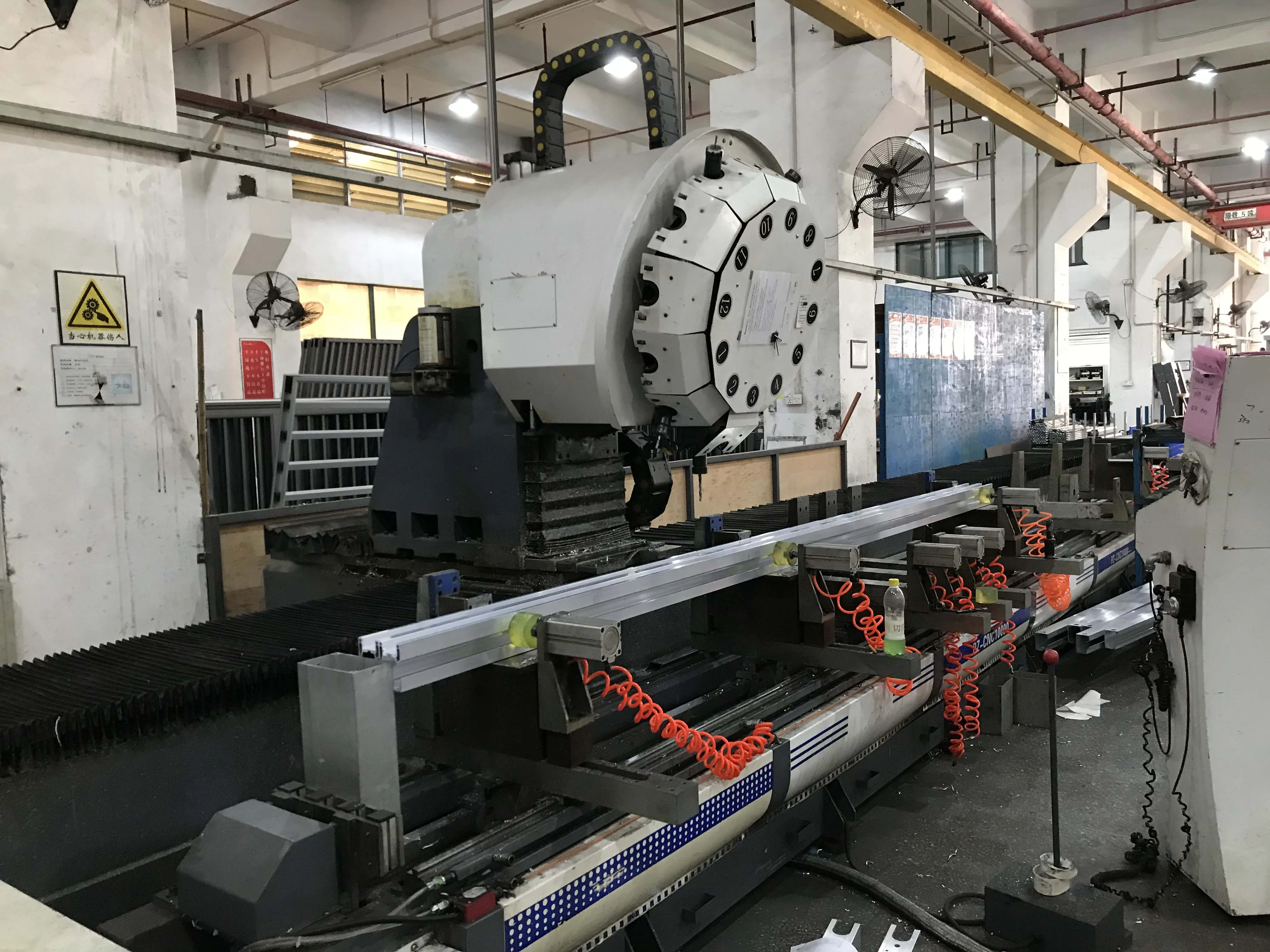 Machine 2.jpg