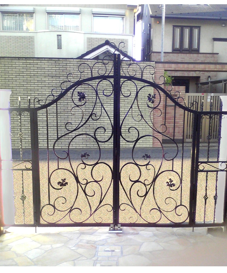 Simple Modern Sliding Entrance Iron Main Gate Design For Home