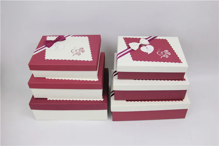 chinese factory high quality luxury custom paper gift box in low