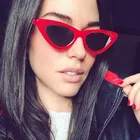 Custom Fashion Clear Lens Small cat eye Sunglasses Women Vintage Black White Triangle Cateye Sun Glasses For Female UV400