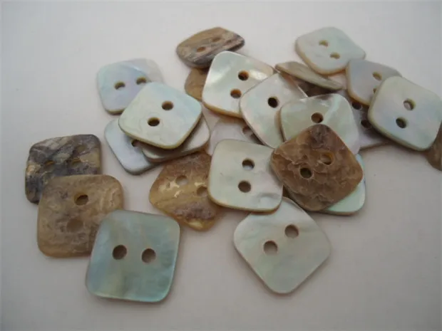 shell buttons5.jpg