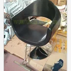 2019 New European Styling Heavy Duty Black Molded Barber Chair Salon Chair Styling chair With Footrest