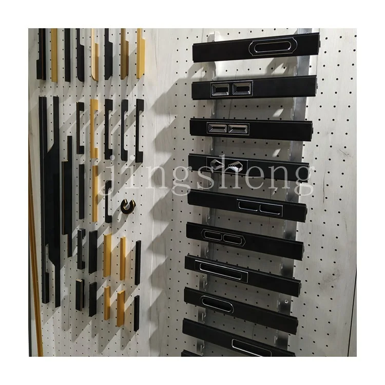wordrobe handle (1).jpg