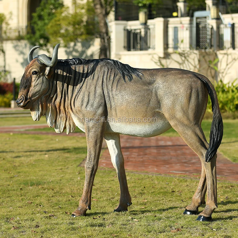 Hand Made Craft Life Size Realistic Wildebeest Statues
