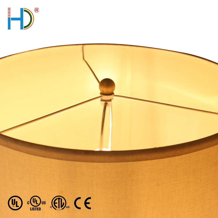 Zhongshan Minimalist Lighting Modern Tripod Wooden Painted Table Lamp