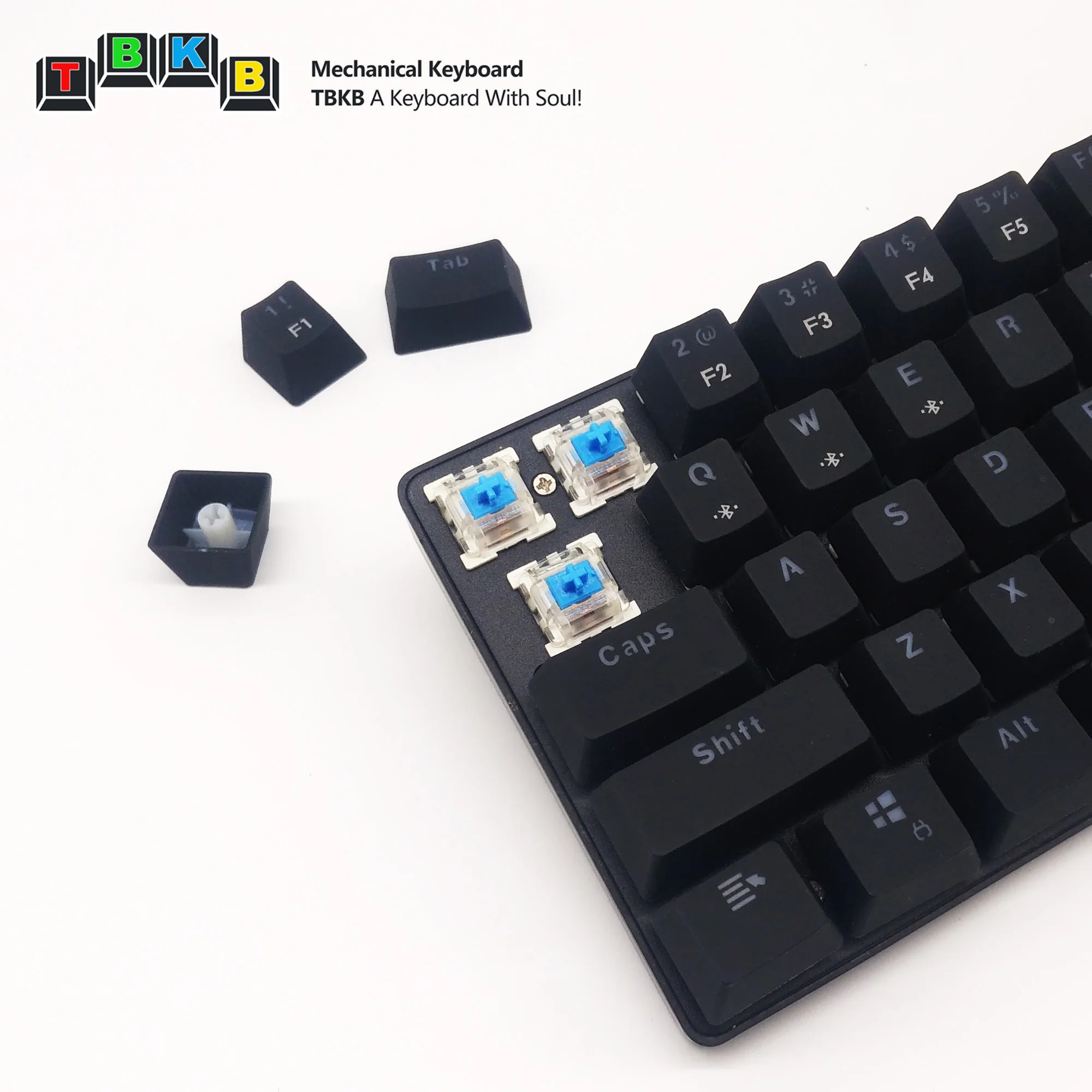 tbkb 71key dual mode type-c wireless gaming mechanical keyboard