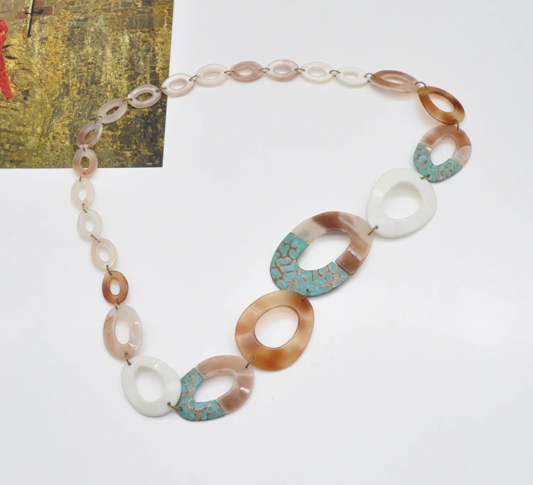 2021 acrylic hoop chain link bohemian jewelry necklace