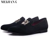 /product-detail/new-2019-velvet-men-loafers-luxury-brand-shoes-slip-on-pointed-toe-party-wedding-shoes-fashion-men-loafers-shoes-62300304218.html