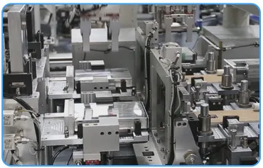 증명되는 3.2v100ah Lifepo4 세포 리튬 이온 오토바이 건전지 2.35KG MSDS 13