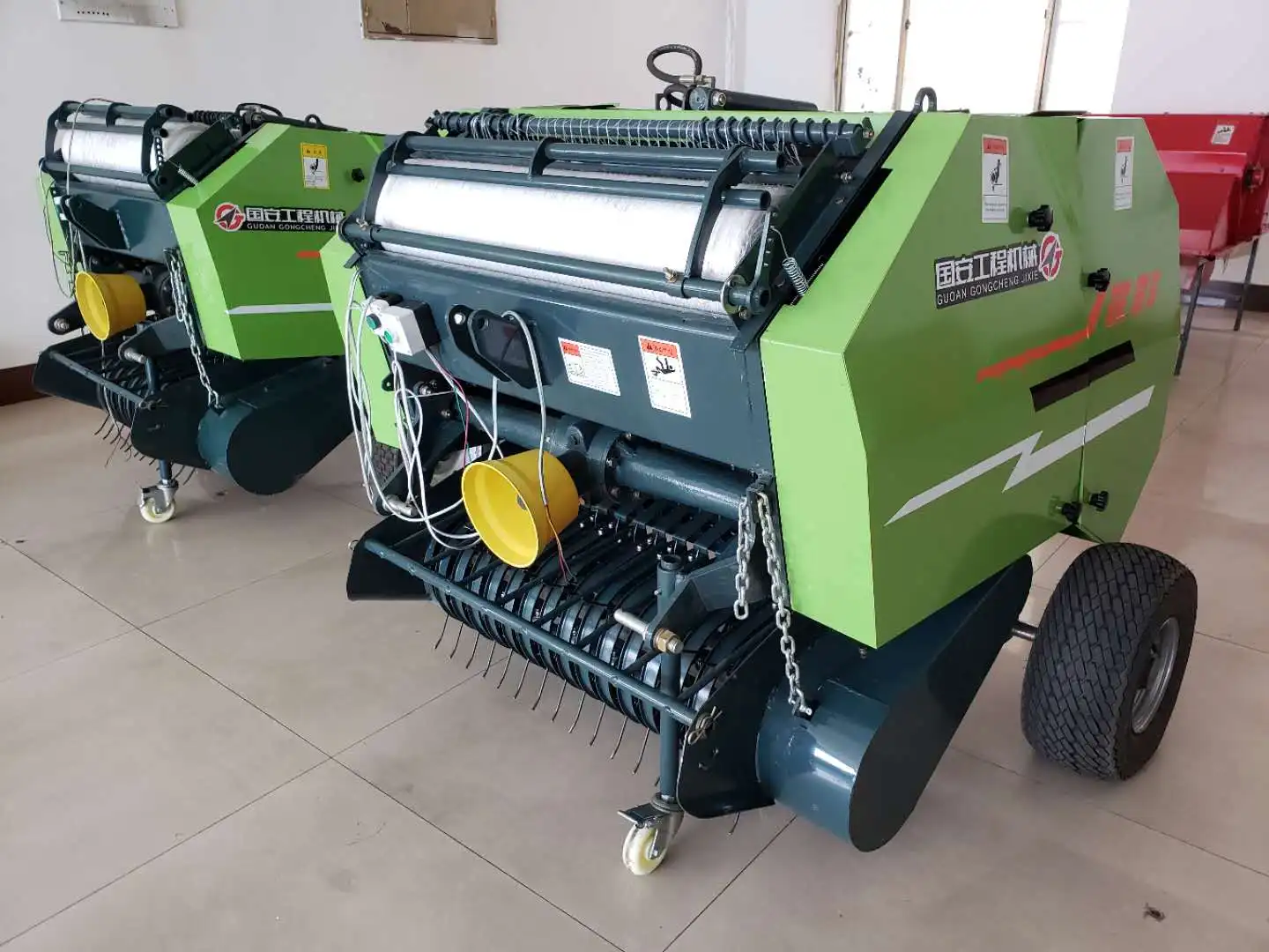 China Top Export Manufacturer High Quality Baling Machine In China 850n Mini Round Baler With Net Wrap Suppliers High Quality Guoan Engineering Machinery