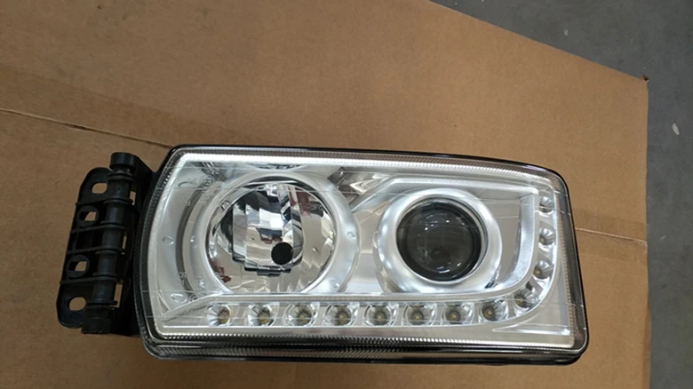 Rh Lh Heavy Truck Body Parts Head Lamp