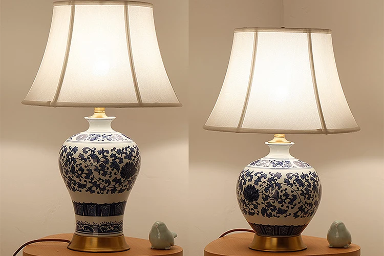 Hot sale Modern blue and white hotel home porcelain ceramics fabric shade table lamp