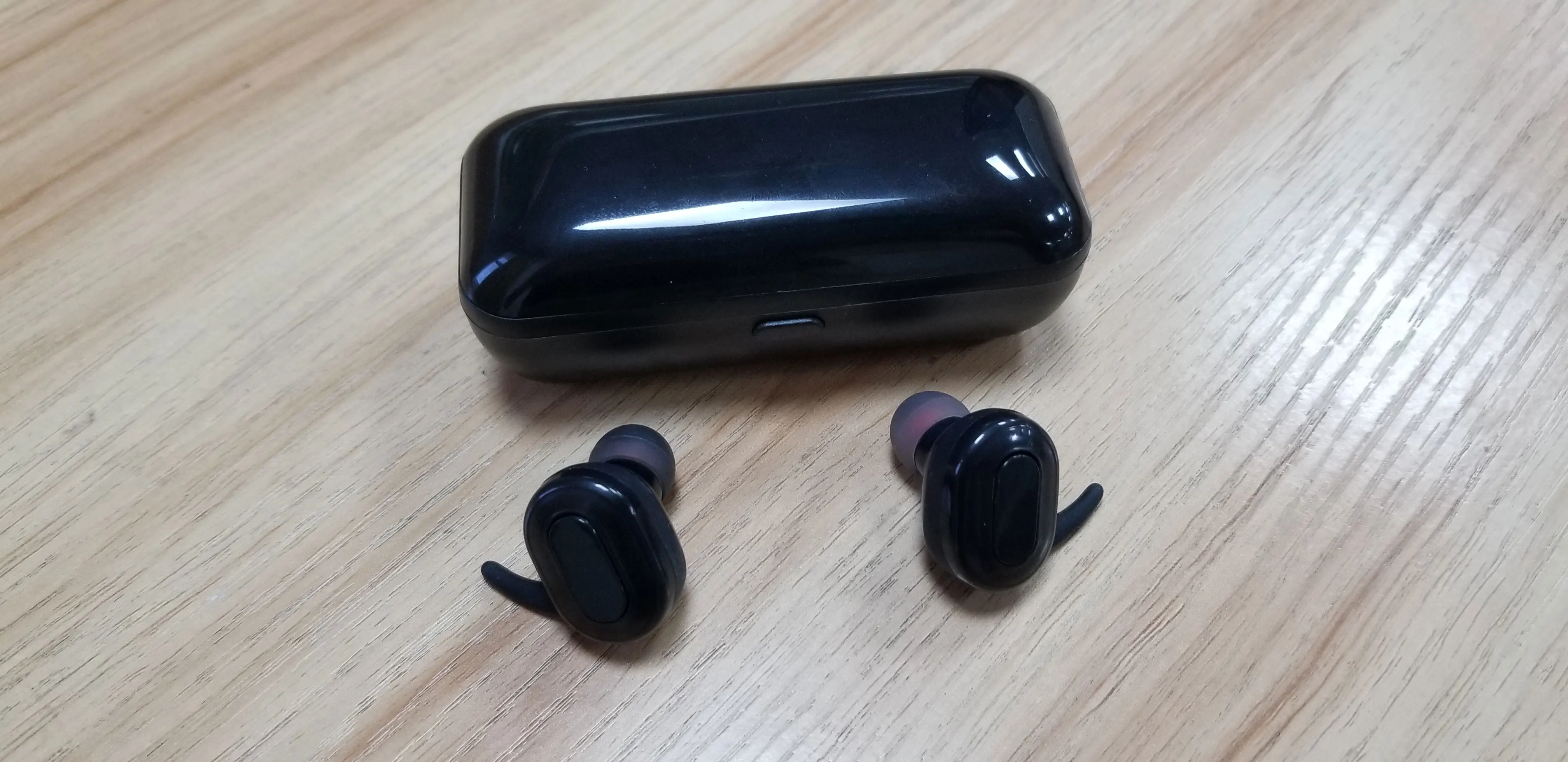 Portable Bluetooth Earphone TWS In Ear Earbuds True Wireless Handsfree Headphone Sweatproof Headset Cheap Earphone - ANKUX.COM