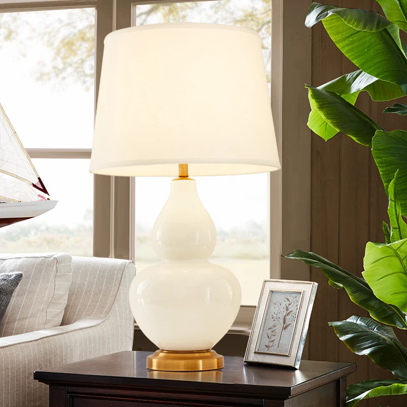 New design modern white ceramic handmade table lamp home decor table light