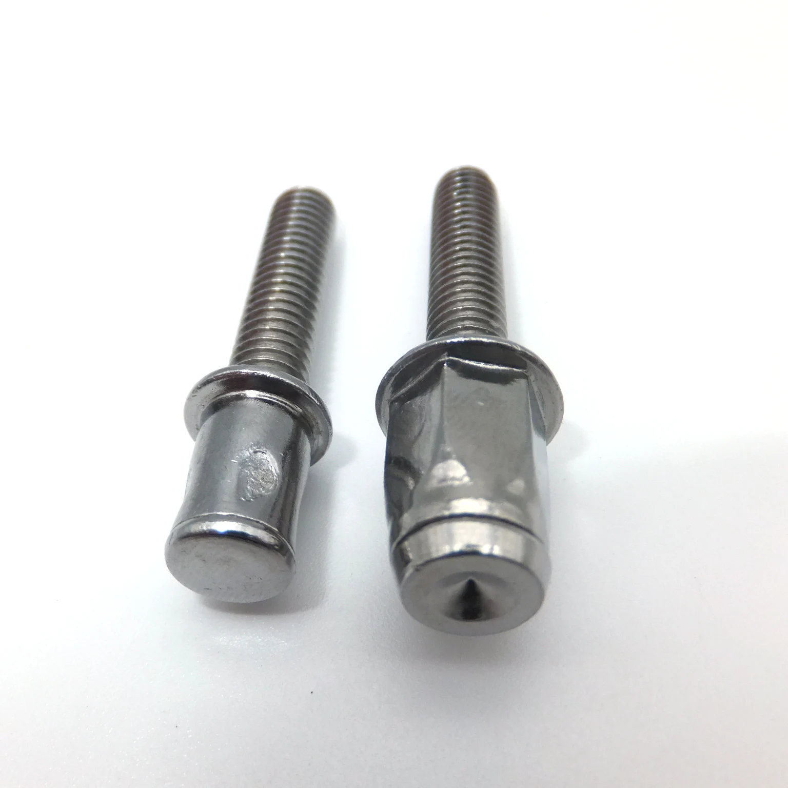 circular screw head