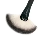 OEM/ODM custom free sample make up brush with wooden handle