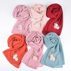 Wholesale 2019 hot sale sexy dubai muslim scarf fashion luxury plain bubble chiffon woman muslim flower rhinestone hijab
