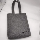 2019 new style woman felt shopping bag with customized logo