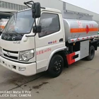 Mini camion 4x2 3-5 cbm réservoir d'huile de camion de transport