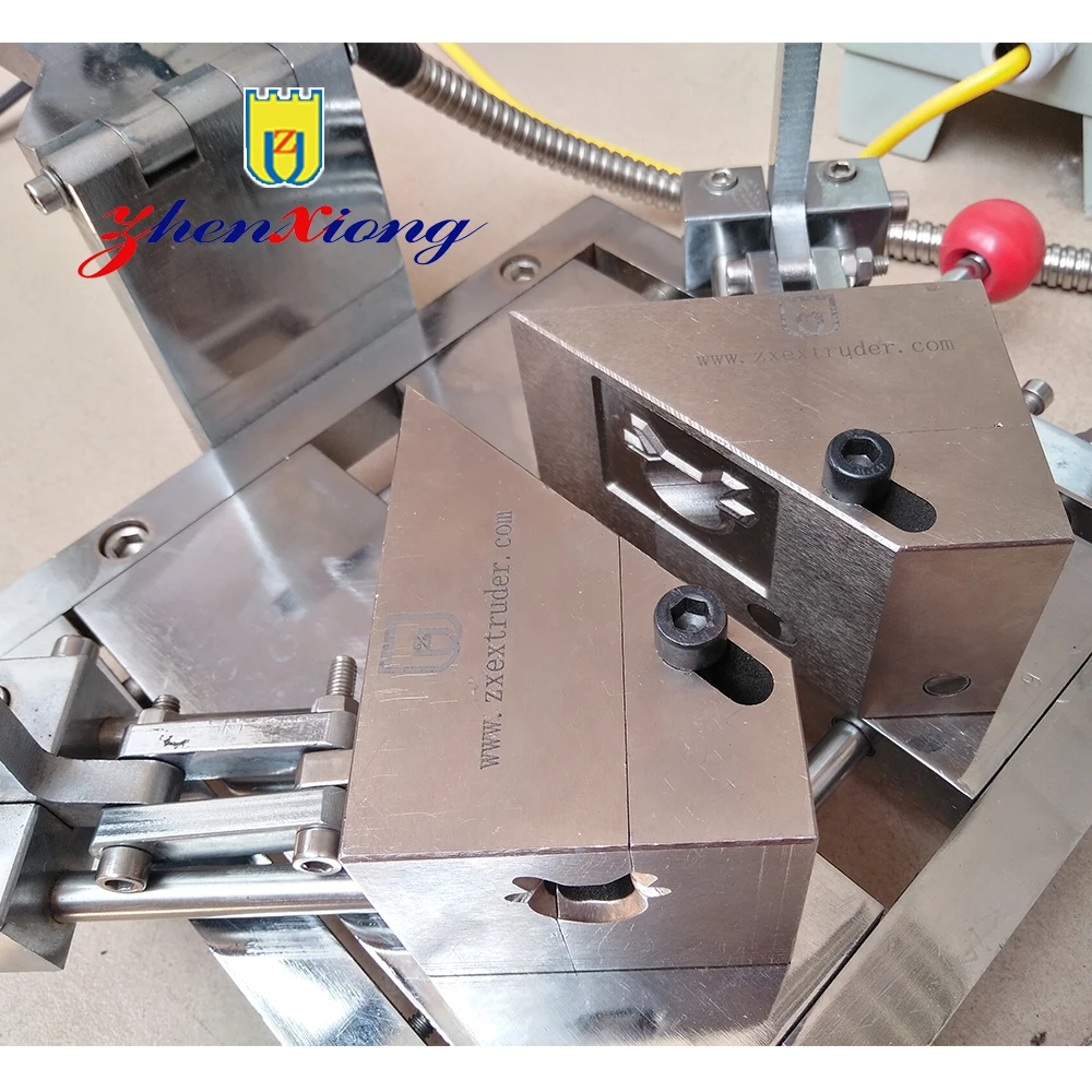 Hot Sale Manual Pvc Tpe Refrigerator Door Gasket Seal Welding