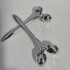 2019 newest design non-electronic double roller luxury face massager for face cream