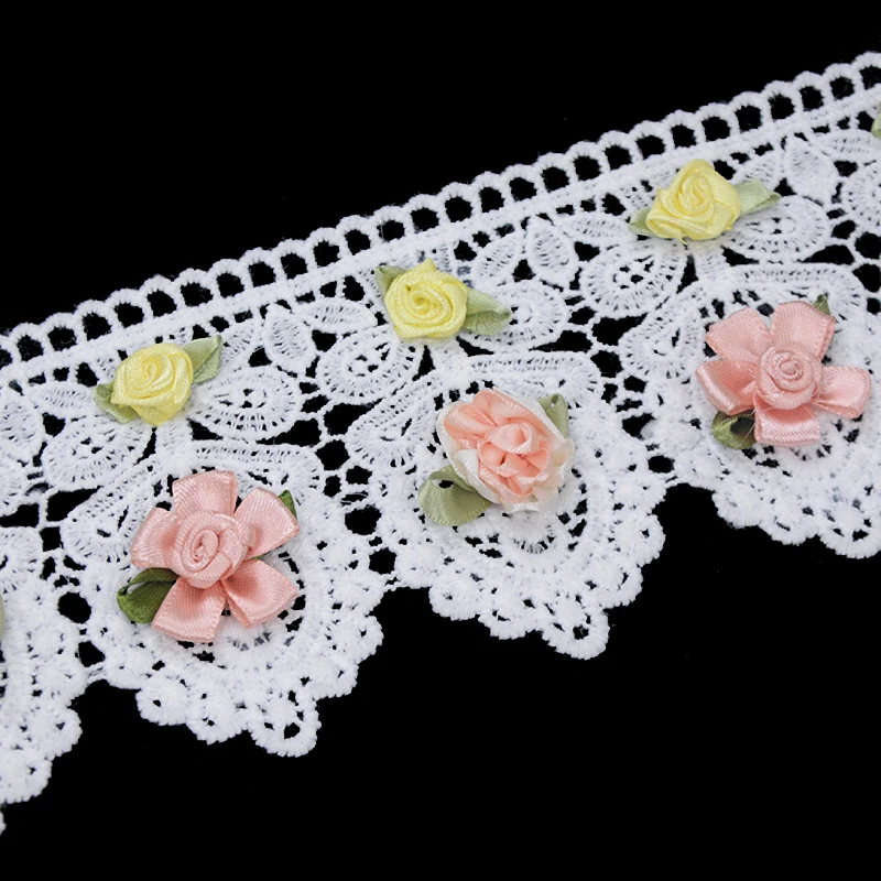 how to make flowers out of lace trim