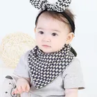 newborn baby bandana Lunch Feeding Accessories bibs cotton Waterproof Triangle Cotton Cartoon Child Absorbent Cloth
