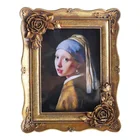 Modern Frame European Modern Style Resin Frame with Gold Color for Decors and Gifts