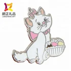 white kitty nice custom badge lapel pin for cloth decoration to sale