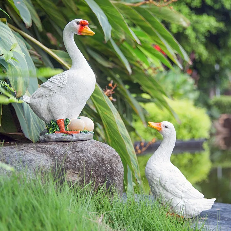 resin goose statue