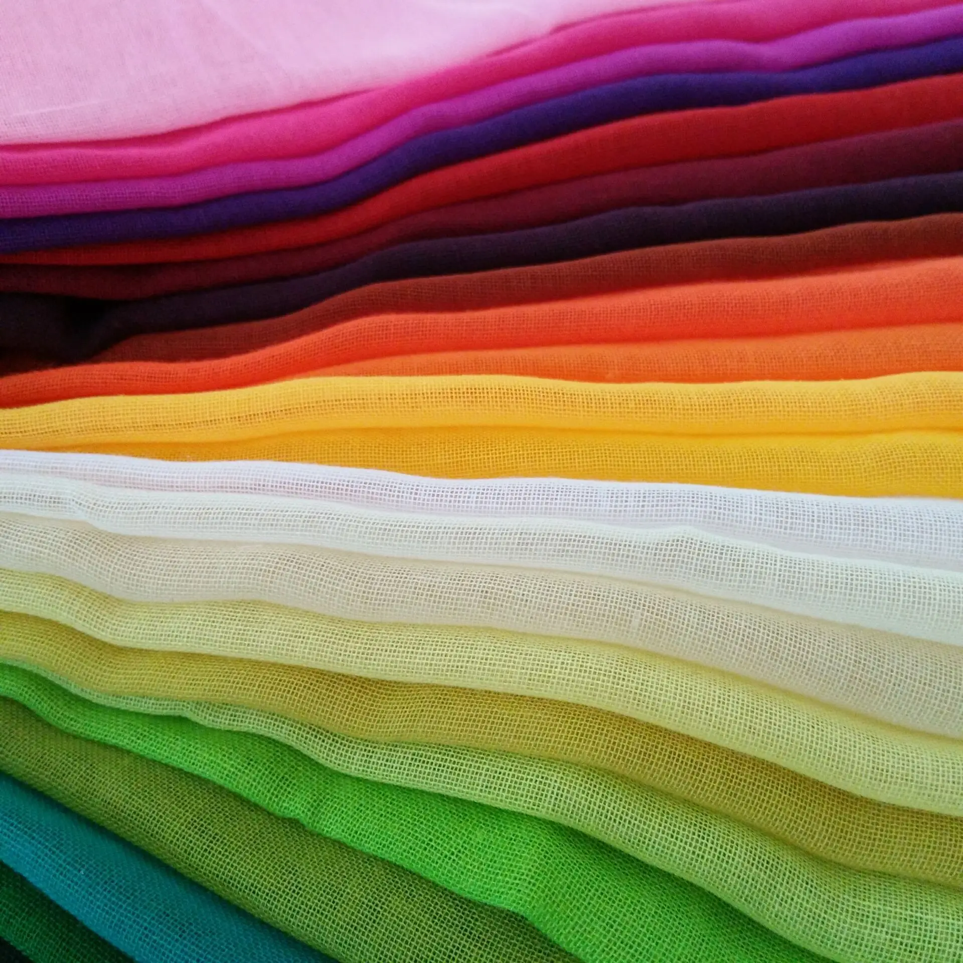 Разноцветная ткань
