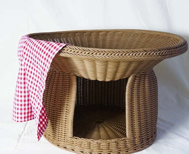 cat gift basket