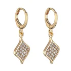 2019 New model designs wholesale 18k gold plated women fashion earrings