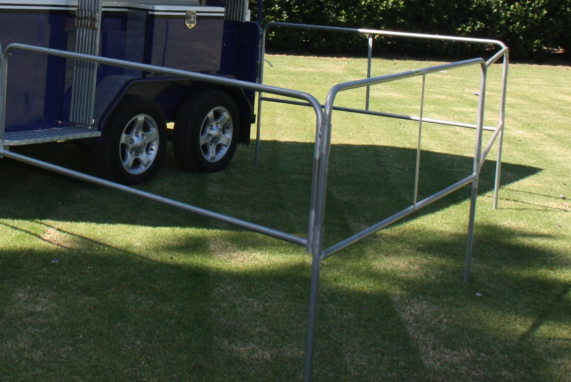 Australia standard portable horse float fence panel, View Australia standard portable horse yard