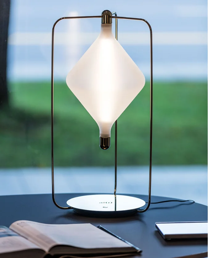 High quality indoor bedroom study home modern simple iron glass desk table lamp