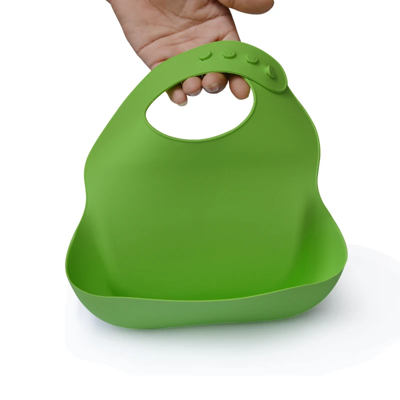 New Patent Waterproof Fashion Design Baby Bib Wholesale High quality Baby Silicone Bib