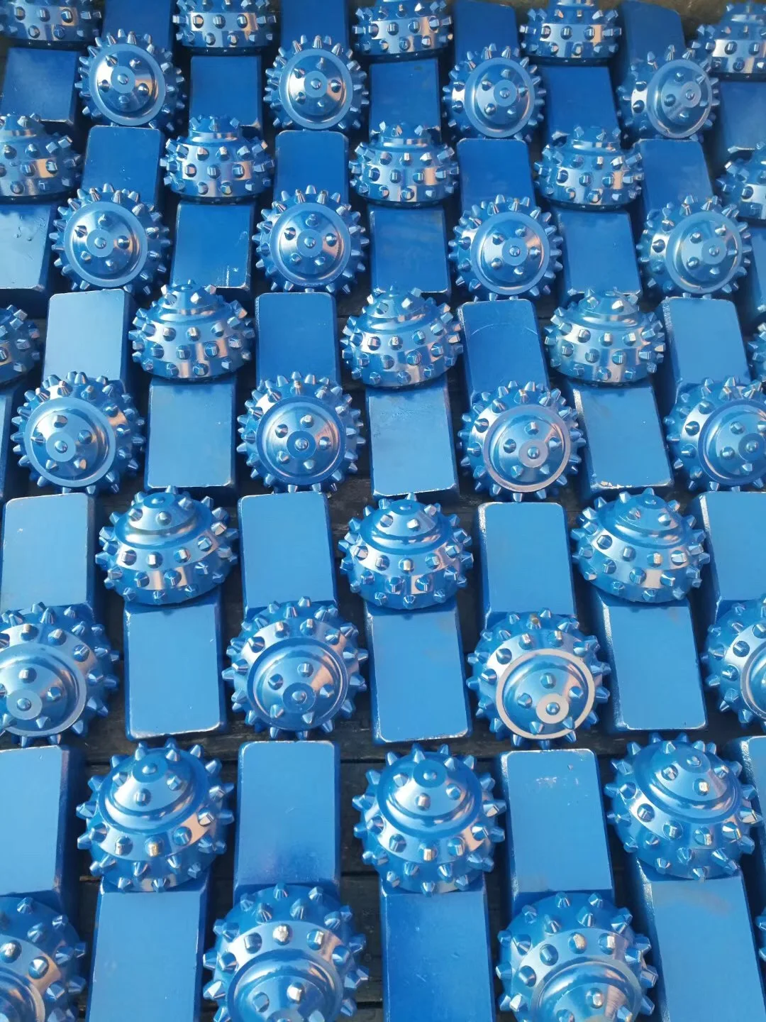 Factory Supply Replaceable Single Roller Cone Tci Tricone Cutter.jpg