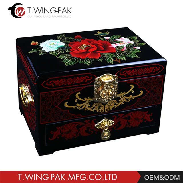 luxury high end lacquered wooden jewlery gift box antique design
