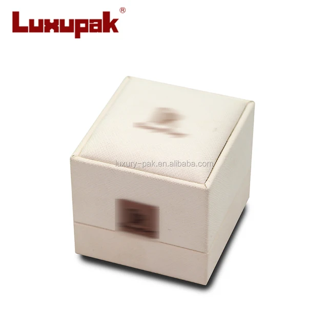 luxury design high quality white colour engagement ring box with