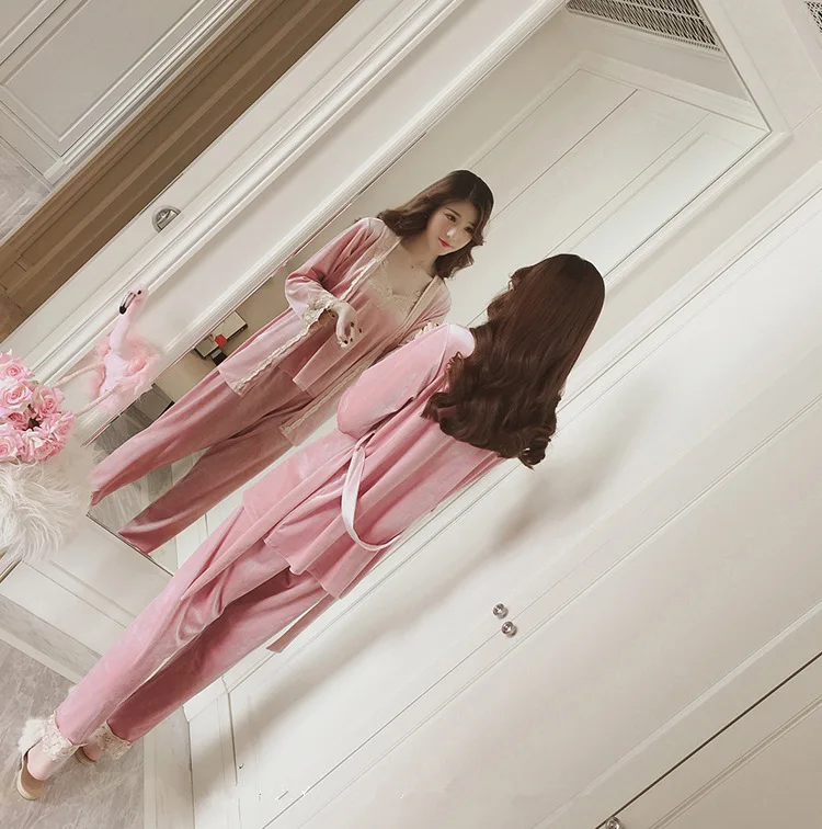 7196302224_132748704