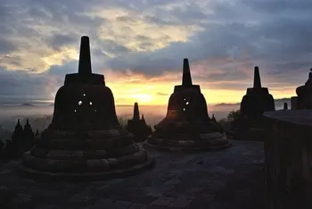 borobudur temple exotic sunrise tour