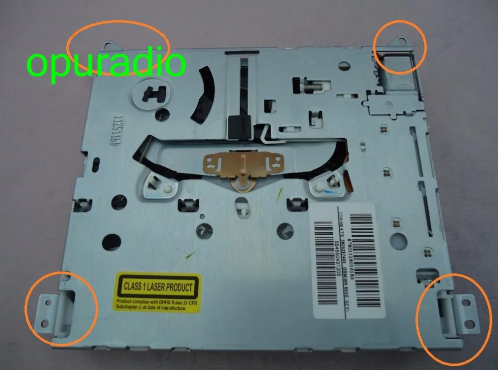 CDM-M8 4.7 2 VW Golf VDO CD''