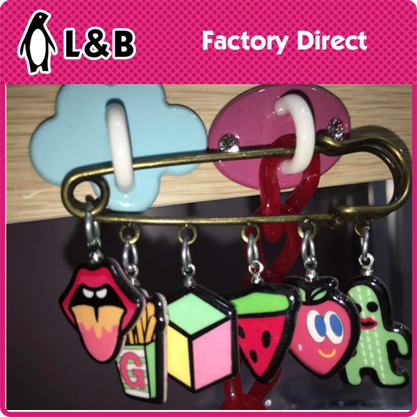 wholesale popular beutiful acrylic bag accessories