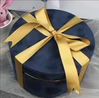 China Manufacture New Design Eco-Friendly White Wedding Door Bridesmaid Gift Box