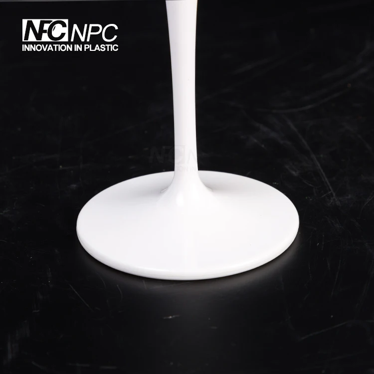 glass champagne flute.jpg