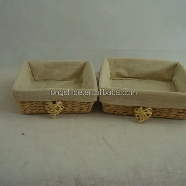 eco-friendly recycled paper basket weaving with wicker heart and