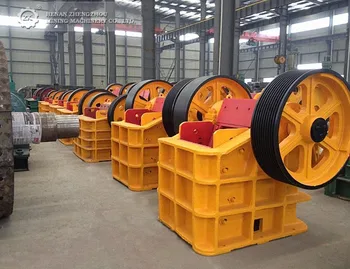 Small Gold Rock Granite Quarry Stone Crushing Machine