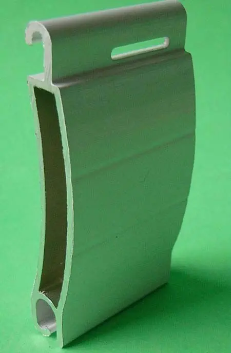 55Baluminum profile with hole.JPG