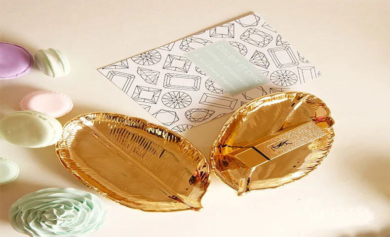 3917615693_529086752