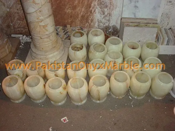 onyx-urns-green-onyx-white-onyx-mono-green-onyx-urns-33.jpg